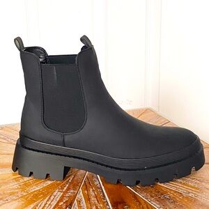 NWT Shoe Dazzle Black Faux Leather Pull On Lug Sole Booties